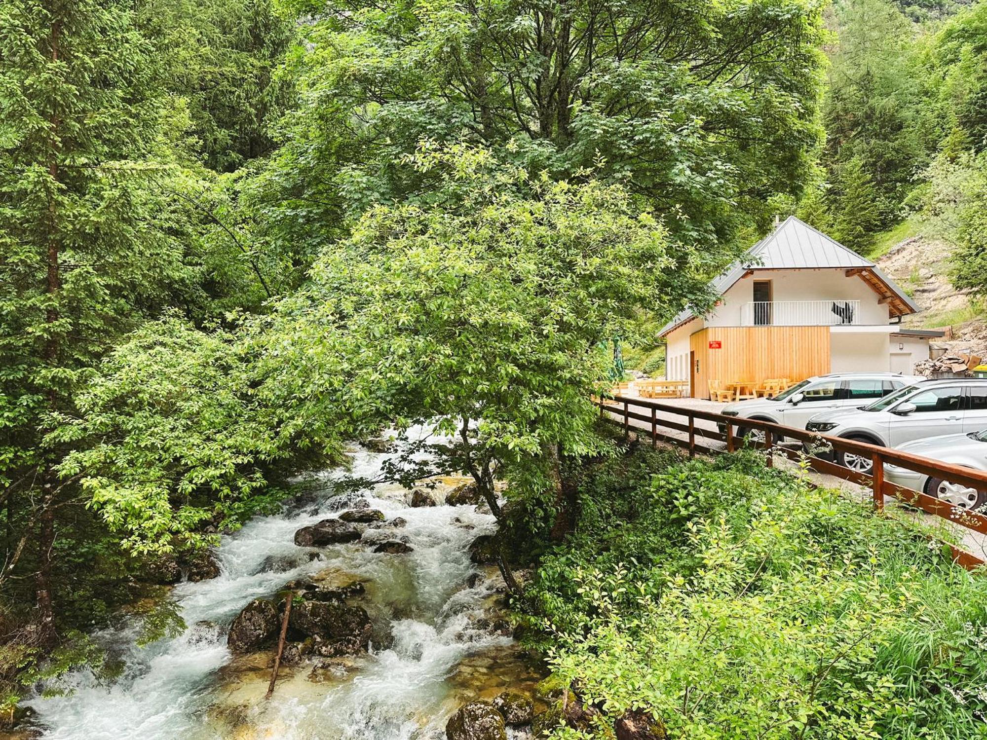 Koca Ob Izviru Soce Villa Trenta Exterior photo